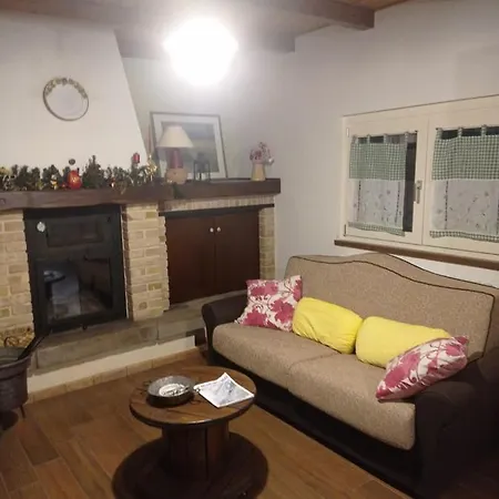 Immerso Nel Bosco Dağ evi *