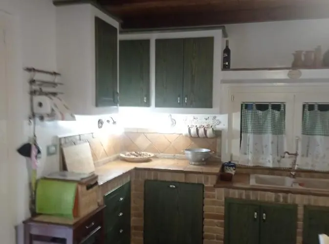 Immerso Nel Bosco * Melfi